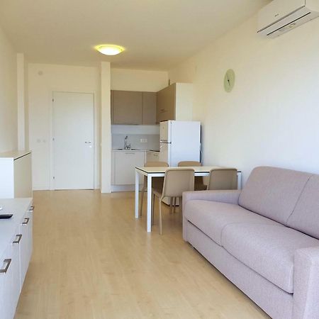 International Villa Lignano Sabbiadoro Dış mekan fotoğraf